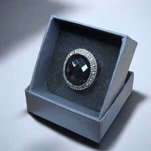 Vintage‎ Sterling Checkerboard Black Onyx with Marcasite Halo 925 Ring Size 6